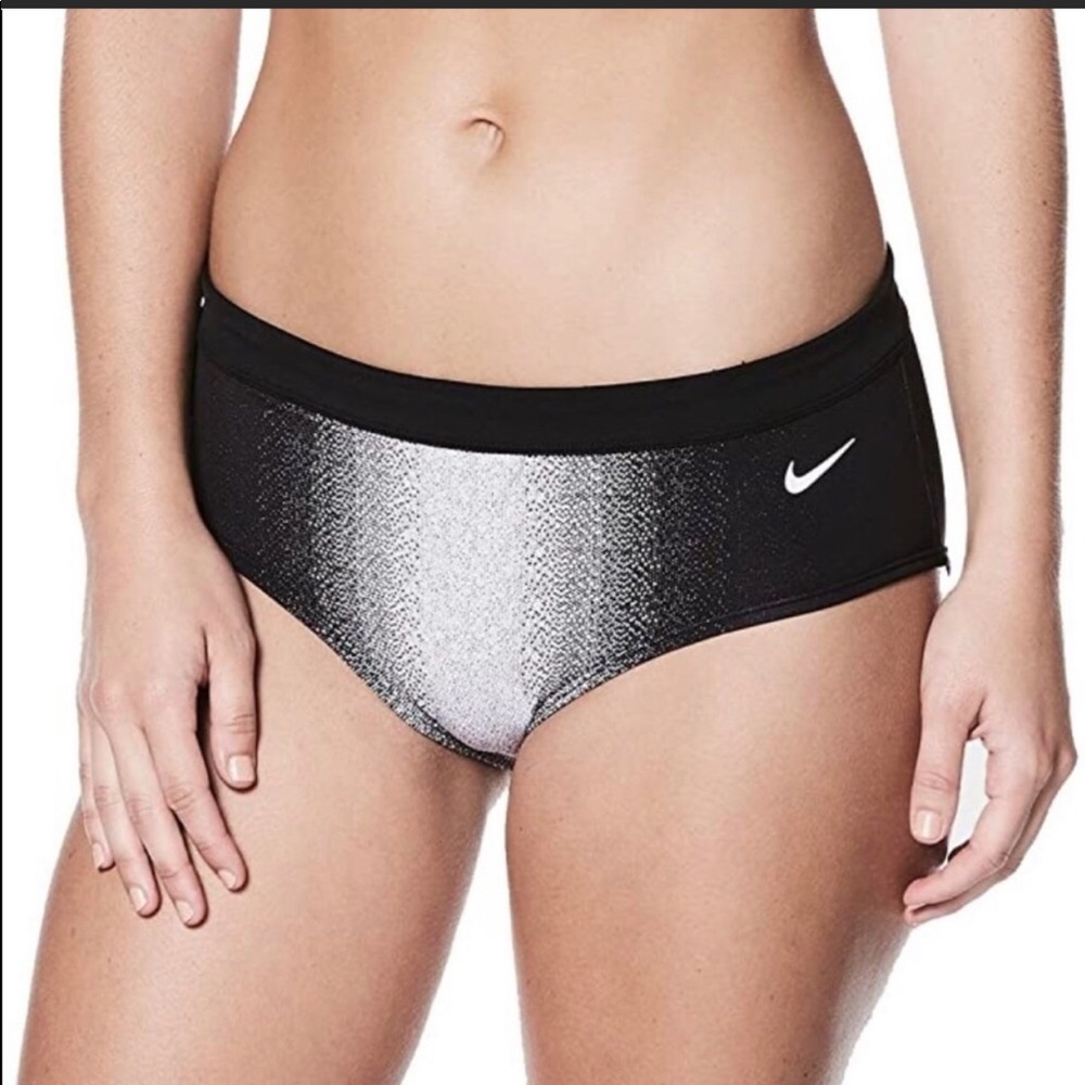 NWT Nike Bikini Bottom.  Medium.